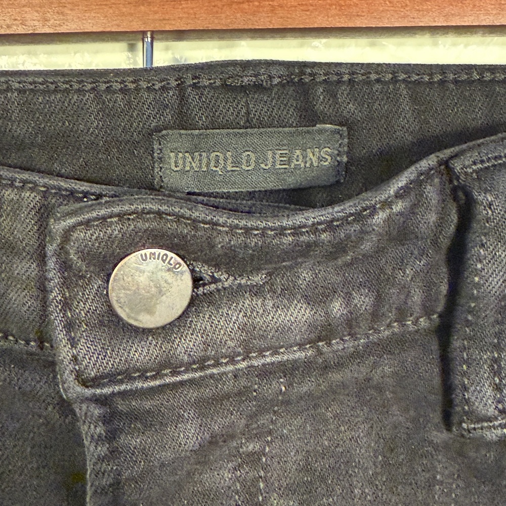 Uniqlo Men's Skinny Jeans - Black - Picture 3 of 4